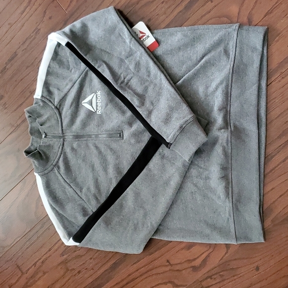 New Reebok 3/4 Zip Sweatshirt - Picture 1 of 5
